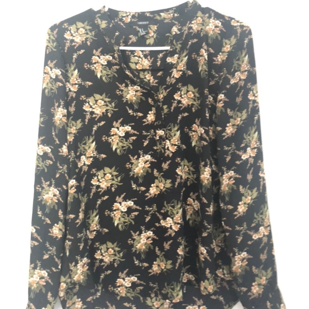 Forever 21 dark flowery top